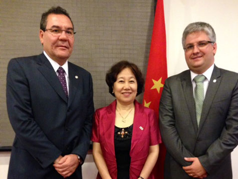 Advogado brumadense compõe delegação brasileira da OAB na China