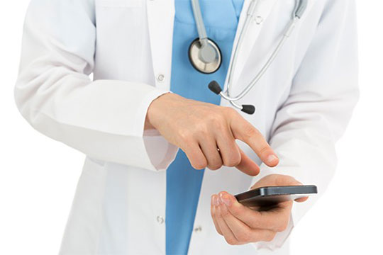 87% dos médicos no Brasil usam WhatsApp com pacientes, aponta pesquisa