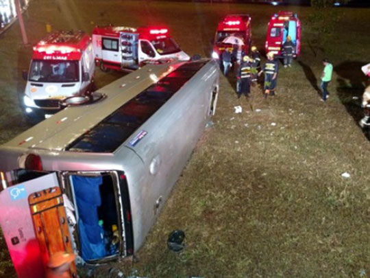 BR-020: Dez pessoas ficam feridas em acidente com micro-ônibus de Caetité