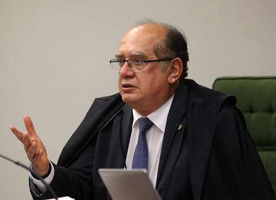 Gilmar Mendes diz que 'não cabe ao TSE resolver crise política'