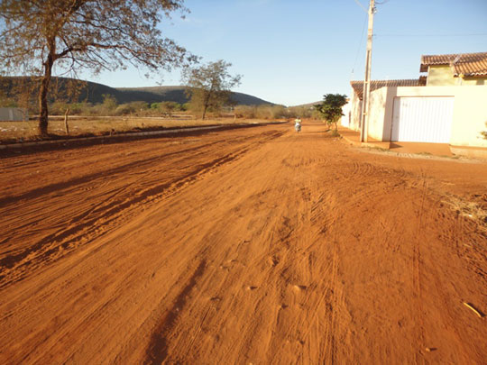 Brumado: Moradores do Loteamento São Lourenço cobram pavimentação de rua