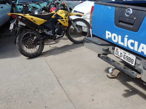 Brumado: Polícia encontra motocicleta abandonada na Urbis II