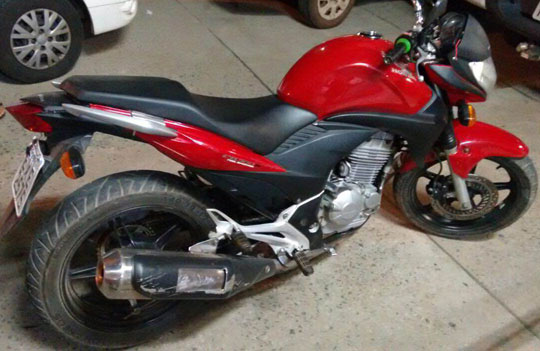 Brumado: Polícia Militar recupera mais uma motocicleta roubada
