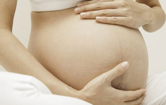 Santa Catarina: Bebê poderá ter pai, duas mães e seis avós na certidão de nascimento