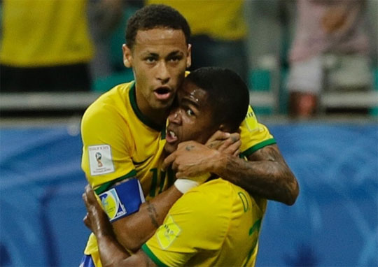 Brasil vence Peru por 3 a 0 na Arena Fonte Nova em Salvador