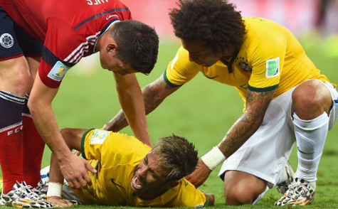 Neymar sofre fratura e está fora da Copa do Mundo