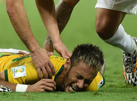 Fifa diz que vai analisar imagens que tiraram Neymar da Copa do Mundo