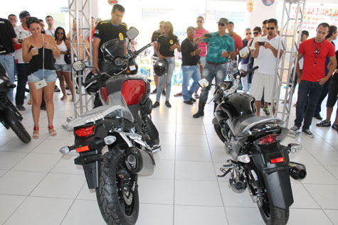 Fotos: Lançamento das motos Inazuma e a Vstron 1000 na Suzuki