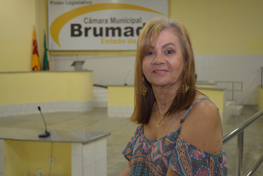 Ex-vereadora Olindina Reis receberá título de cidadã brumadense