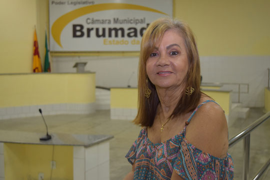 Ex-vereadora Olindina Reis receberá título de cidadã brumadense