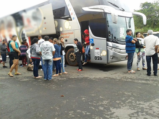 Ônibus de Brumado é assaltado na BR-365 em Pirapora