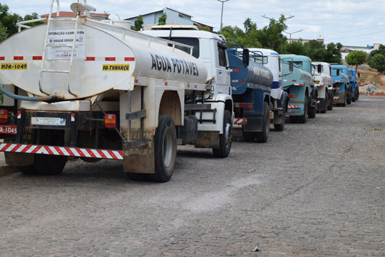 Brumado: Exército faz novo cadastramento e vistoria regional de veículos para operação pipa