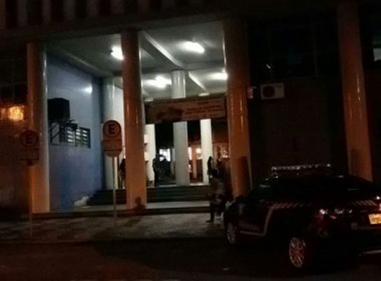 Polícia Federal prende 27 em ação contra desvios em Universidade do Paraná