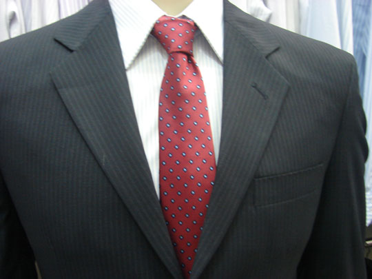 Conselho Pleno da OAB-BA torna facultativo uso de paletó e gravata por advogados