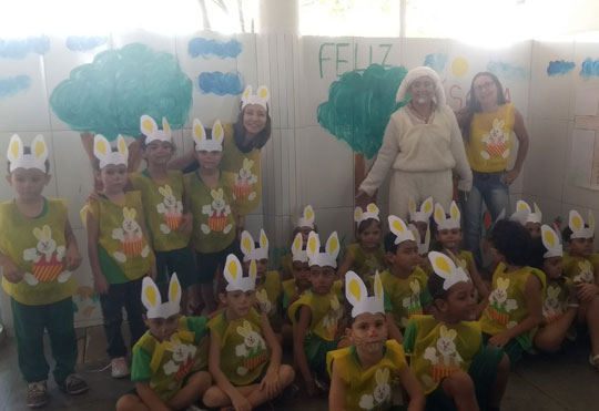 Escolas municipais realizam atividades em celebração à Páscoa em Brumado
