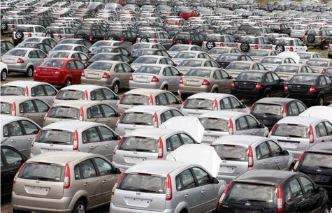 Venda de carros cai 7,4% em agosto, diz Fenabrave