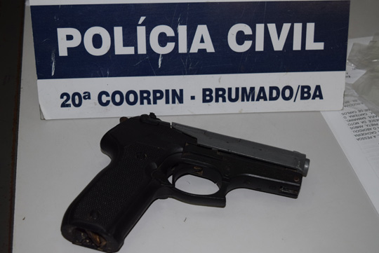 Bandido apanha com a própria pistola em tentativa de roubo de moto em Brumado