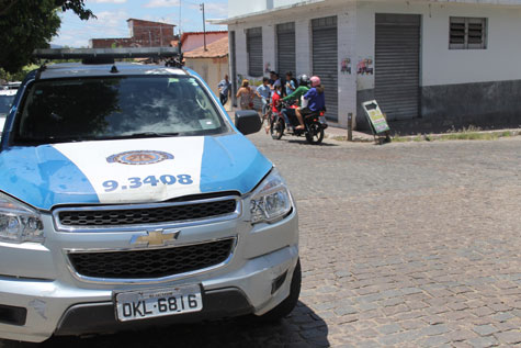 Polícia fecha feira clandestina de animais em Brumado