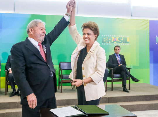 Governo recorre ao STF para Lula assumir a Casa Civil