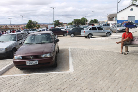 Brumado: Praça de estacionamento do mercado será sinalizada nas próximas semanas