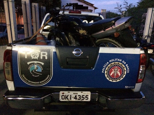 Polícia apreende motocicleta com chassi adulterado na BR-030 em Brumado