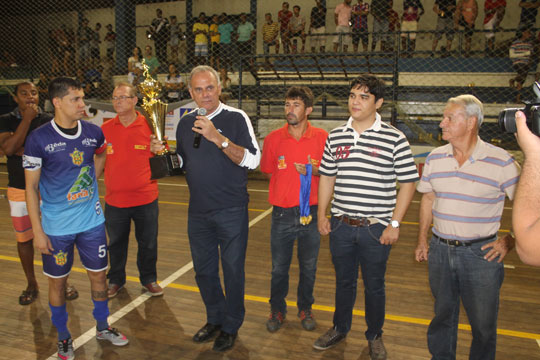 Bêda vence o Feirense e conquista primeiro título no brumadense de futsal