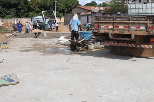 Brumado: Aos poucos, prefeitura retoma obras urbanas