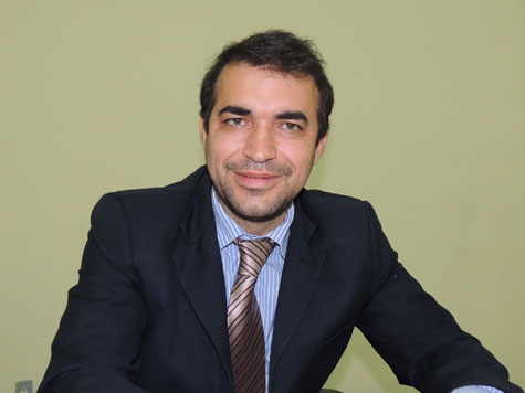 Alessandro Lôbo é reeleito presidente da Câmara de Brumado