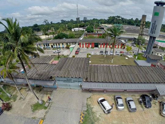 Motim deixa 60 mortos em prisão de Manaus