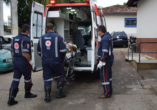 Preso pode ter fraturado costela após suposta queda de beliche na cadeia de Brumado