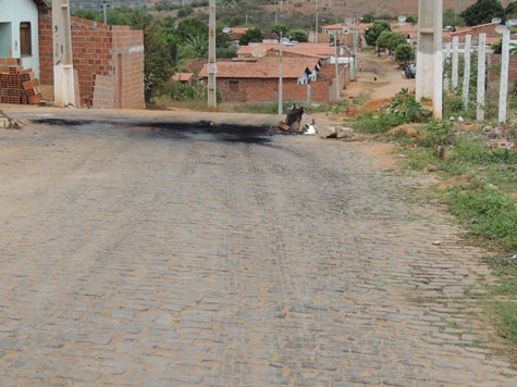 Brumado: Protesto marca a morte de jovem morto em confronto com a polícia