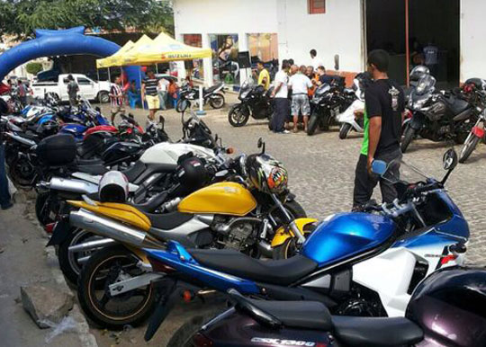 Venda de motos aumenta em março, mas previsão é fechar ano em queda