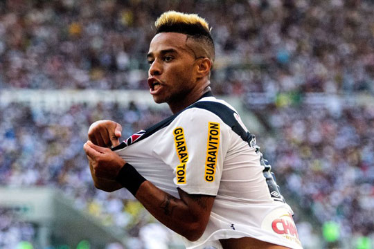 Vasco vence de novo Botafogo, quebra jejum e é campeão carioca