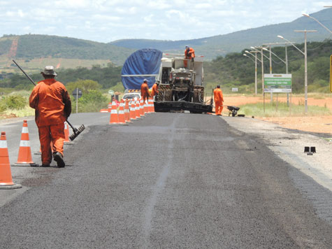 Brumado: Dnit faz recapeamento no anel rodoviário da BR-030