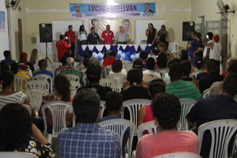 Eleições 2014: Em campanha, Lúcio diz que Geddel quer pagar dívida com Brumado