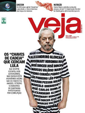 Lula aparece em capa da revista Veja vestido como presidiário