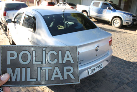 Rio do Antônio: Polícia detém trio com carro adulterado, diversos celulares e R$ 5 mil em espécie