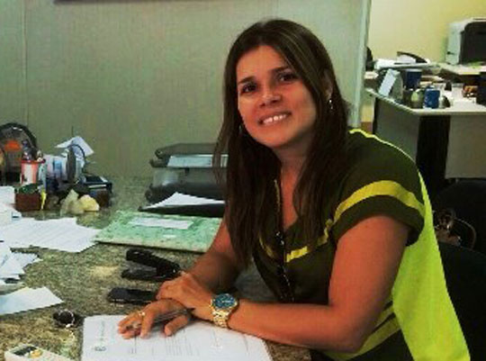 Igaporã: Rosana Cotrim é multada em R$ 2 mil por contratação irregular de servidores