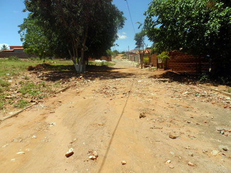 Brumado: Moradores cobram urbanização no Olhos D’água