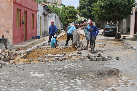 Brumado: Prefeitura terá que desembolsar R$ 2,5 milhões para recuperar ruas esburacadas