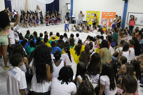 Brumado: Escola Zilda Neves promoveu sarau de poesias