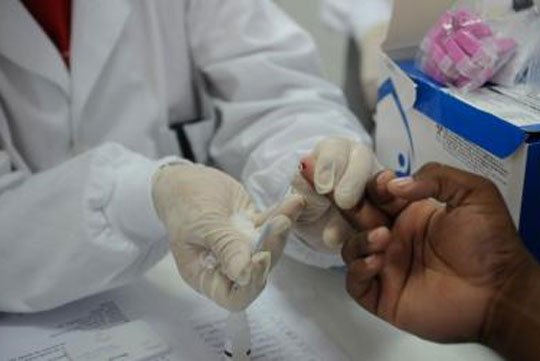 Remédio 3 em 1 contra HIV será distribuído no Brasil