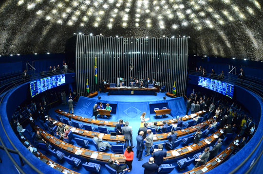 Se passar na Câmara, impeachment pode ser votado no Senado até 11 de maio