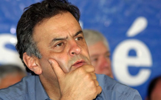Aécio Neves nega que recebeu dinheiro de propina em Furnas