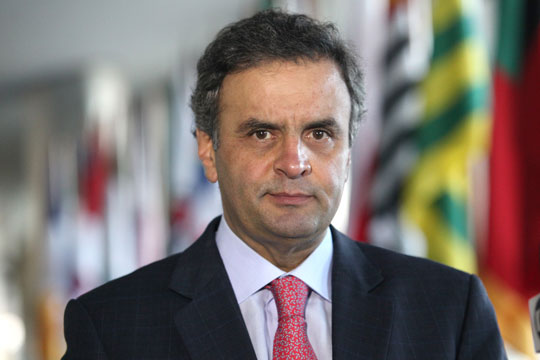 Aécio Neves declara que Dilma Rousseff não tem mais condições de gerir o país