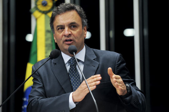 Gilmar Mendes suspende investigação sobre Aécio um dia após autorizá-la