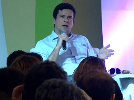 'A impunidade alimenta a corrupção', diz Sérgio Moro a juízes em Porto Seguro