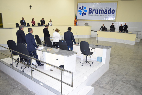 Em sessão morna, vereadores de Brumado debatem pauta com 23 itens