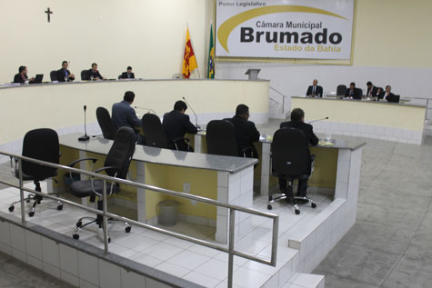 Brumado: Câmara aprova PL que visa empréstimo de R$ 3 milhões para pavimentação de ruas