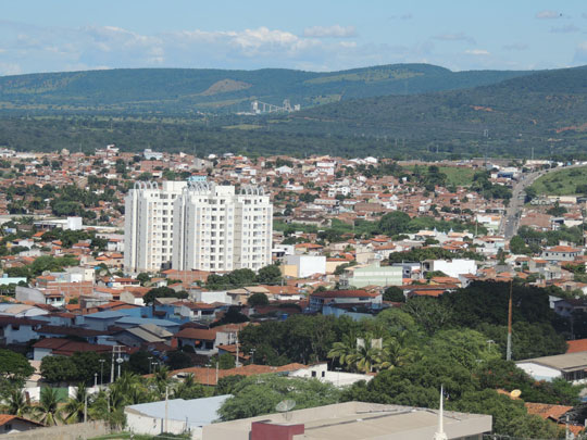 Previsão de sol com pancadas de chuva durante o período do carnaval em Brumado